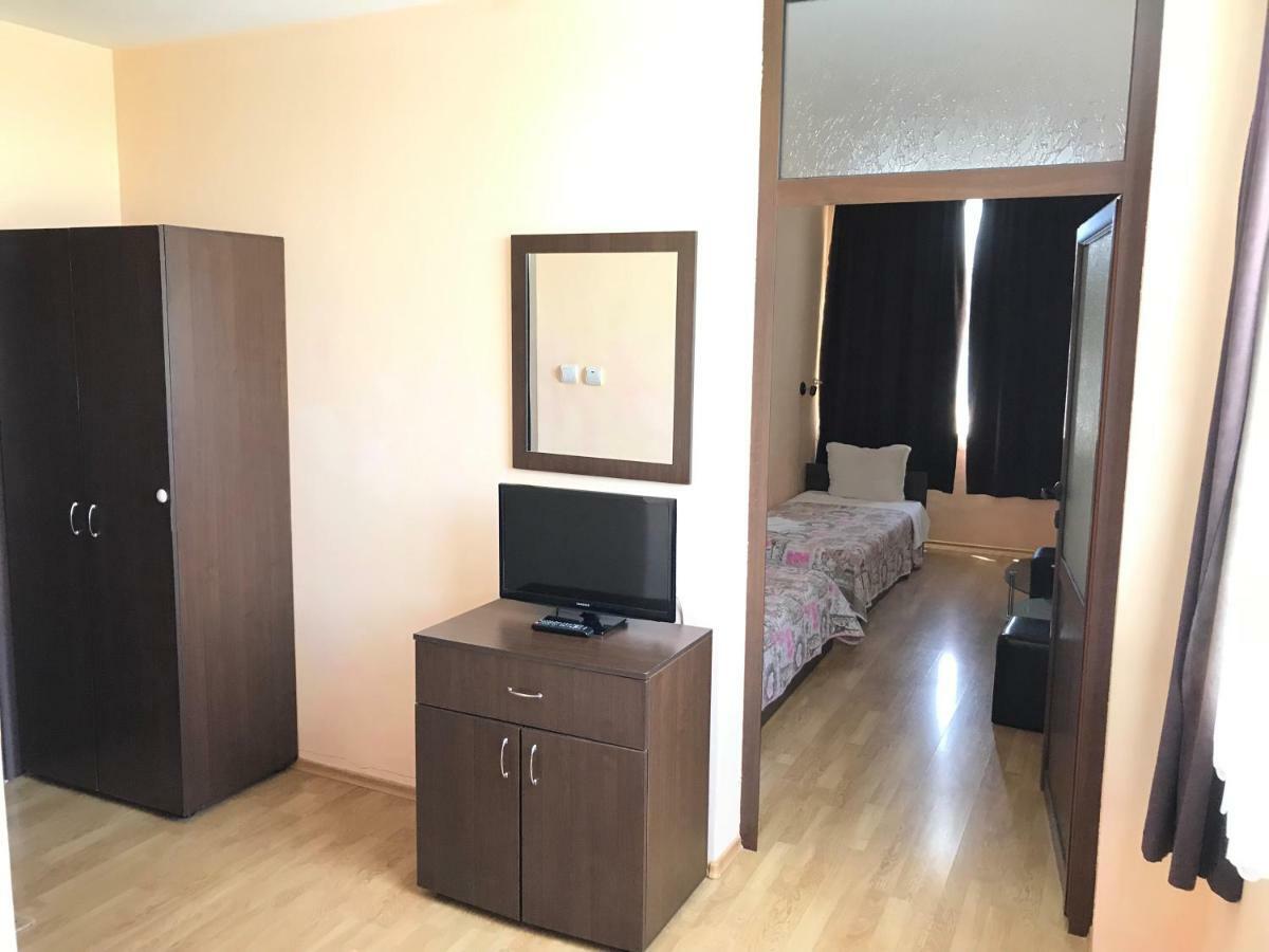 Мотел Сити Plovdiv Exteriör bild